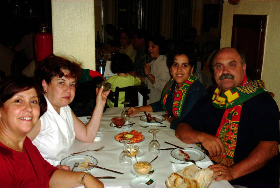 familia_rest_fondue.jpg